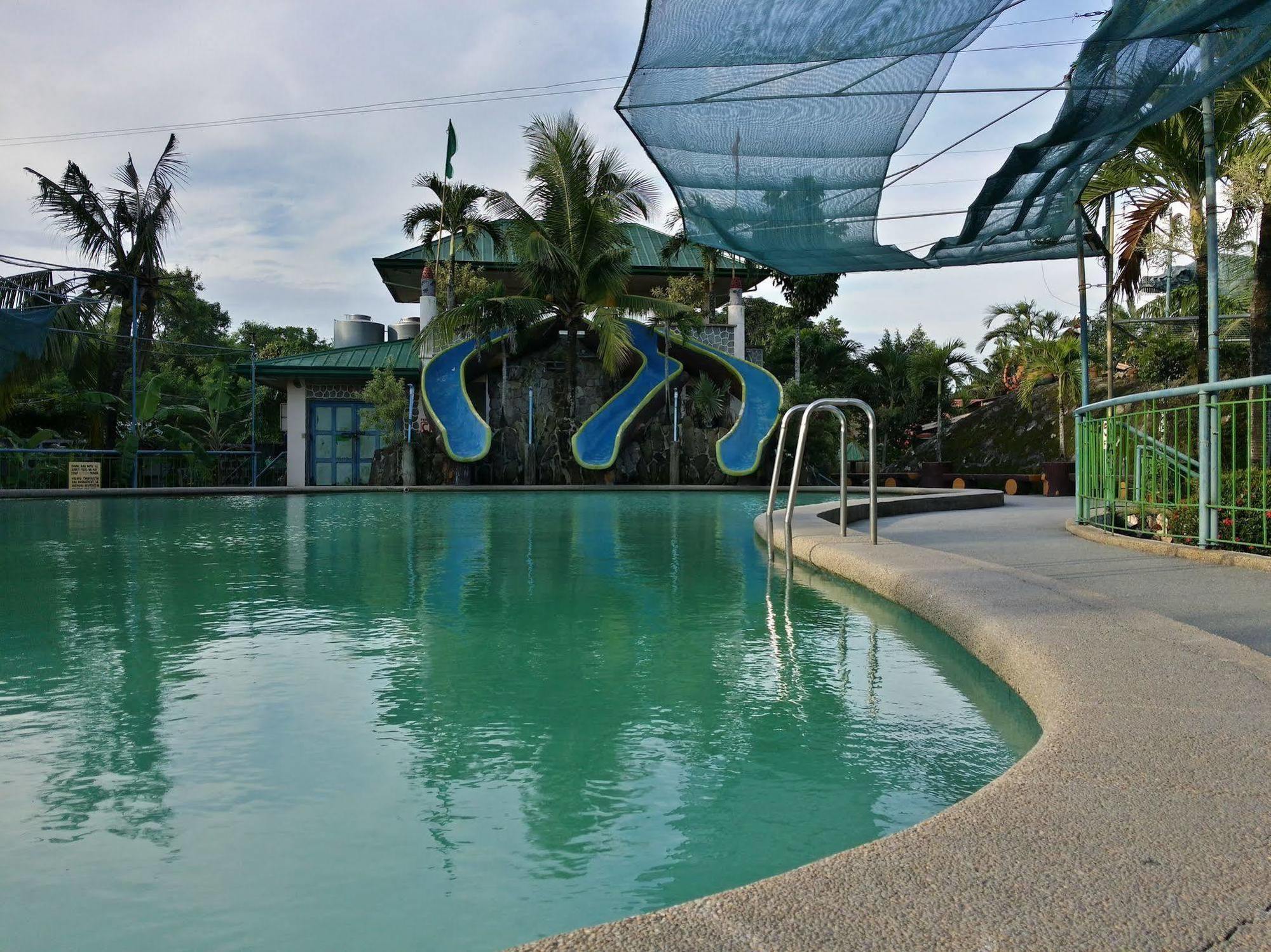 Villa Del Carmen Resort And Restaurant Bulacan ภายนอก รูปภาพ
